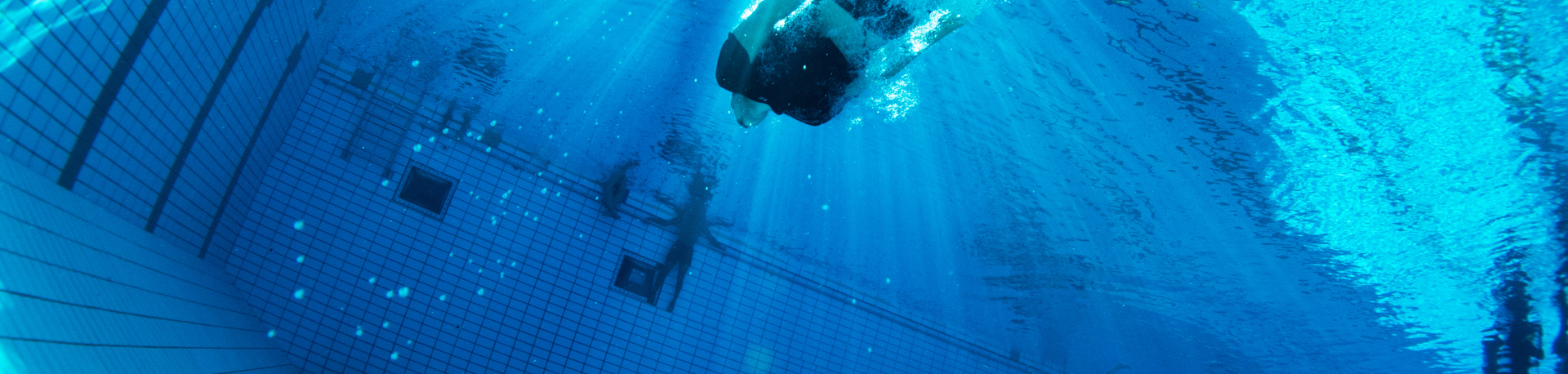 1920x1080 svømning svømmehal